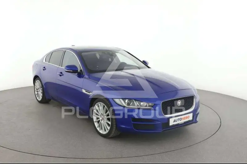 2018 Jaguar XE