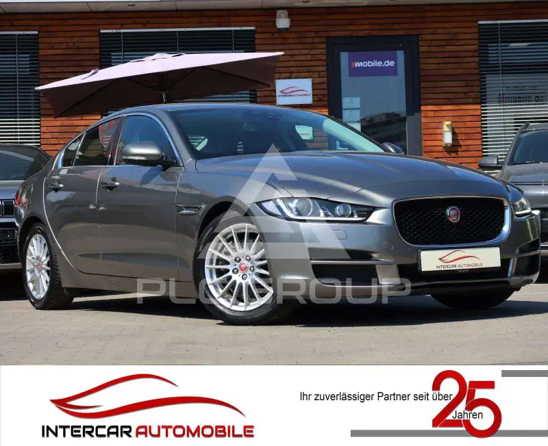 2018 Jaguar XE