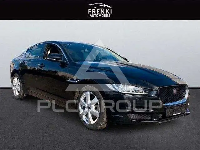 2018 Jaguar XE