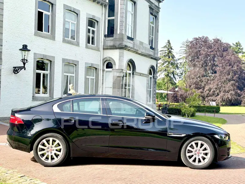 2018 Jaguar XE