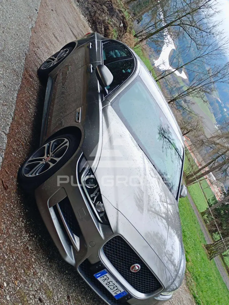 2018 Jaguar XE