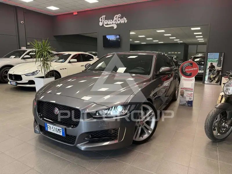 2018 Jaguar XE