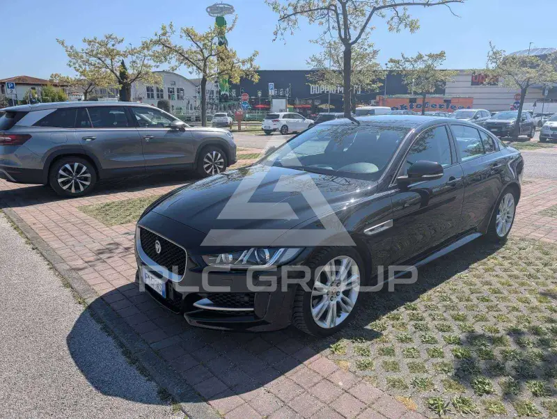 2018 Jaguar XE