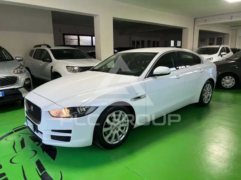 2018 Jaguar XE