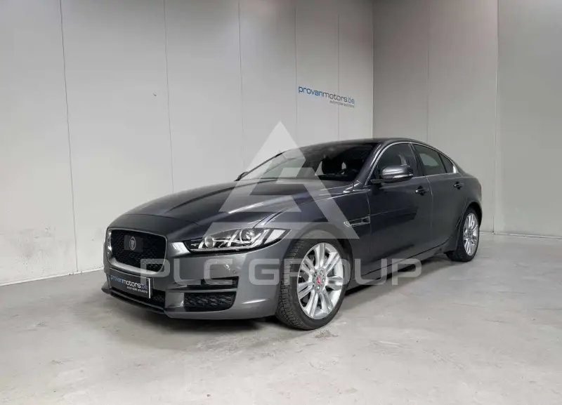 2018 Jaguar XE