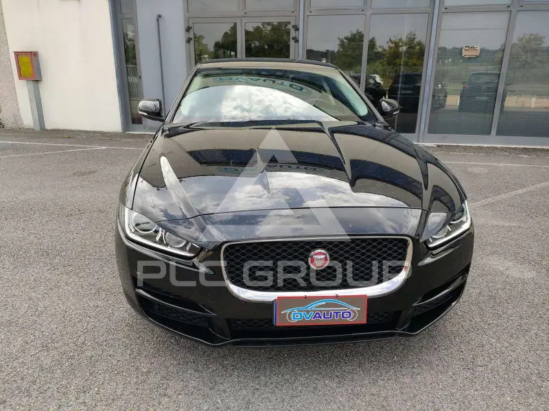 2018 Jaguar XE