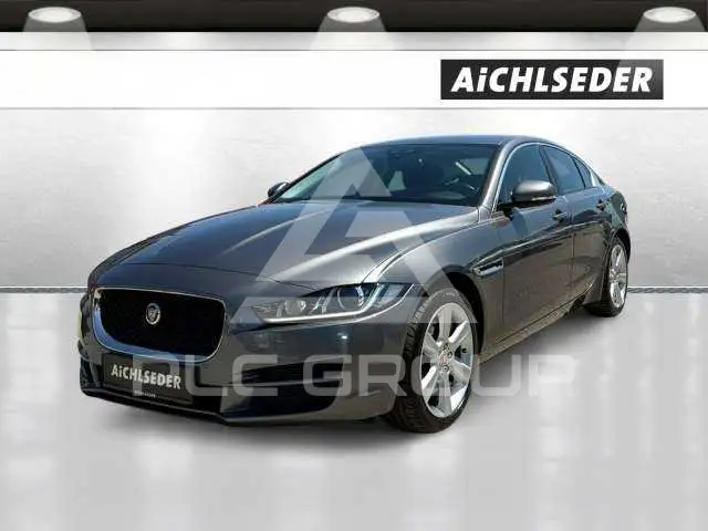 2018 Jaguar XE