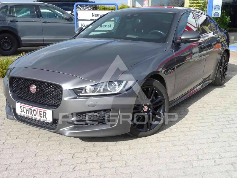 2018 Jaguar XE