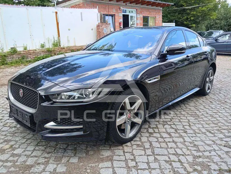 2018 Jaguar XE