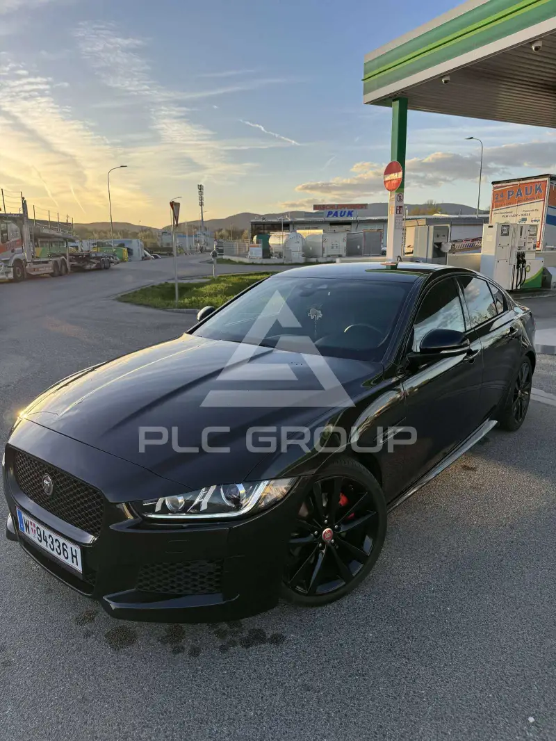2018 Jaguar XE