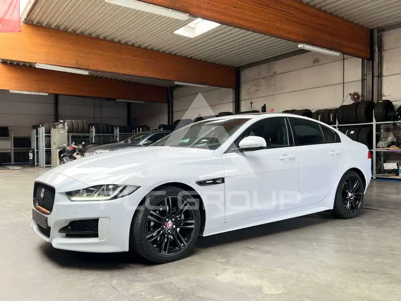 2018 Jaguar XE