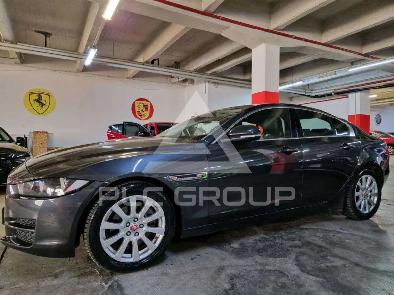2018 Jaguar XE