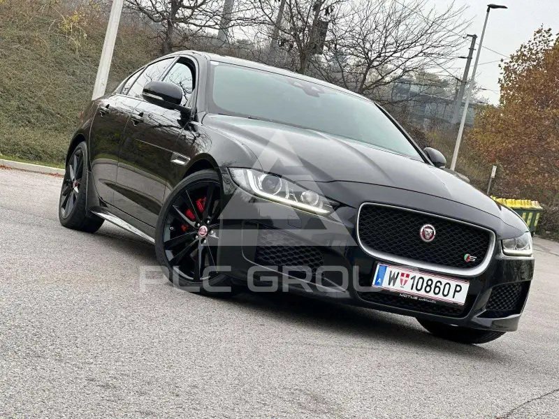 2018 Jaguar XE