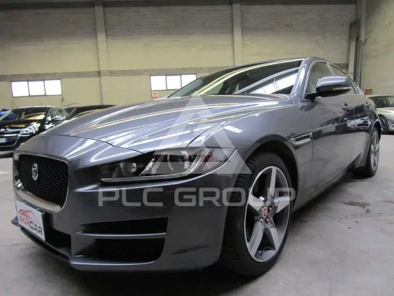 2018 Jaguar XE