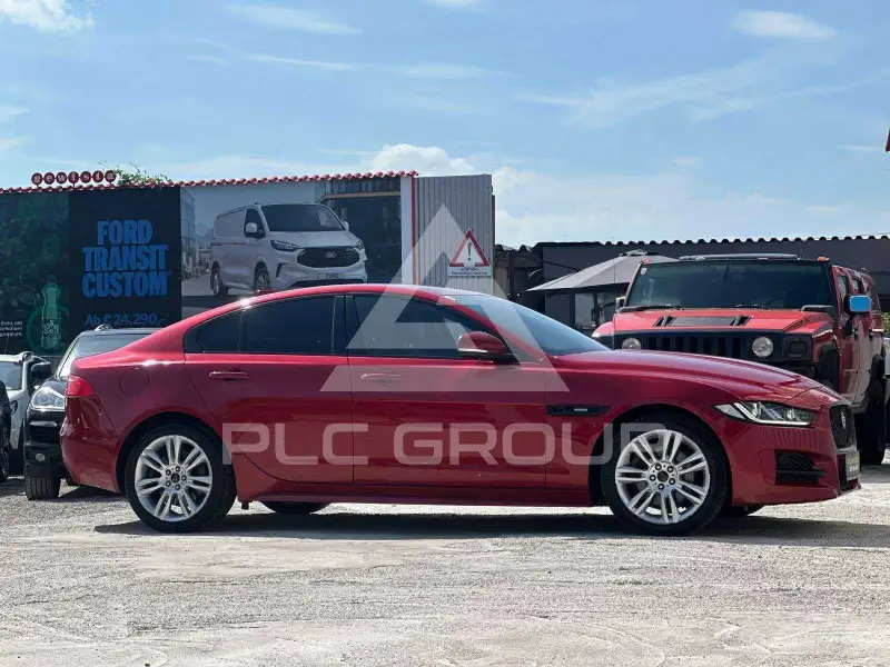 2018 Jaguar XE