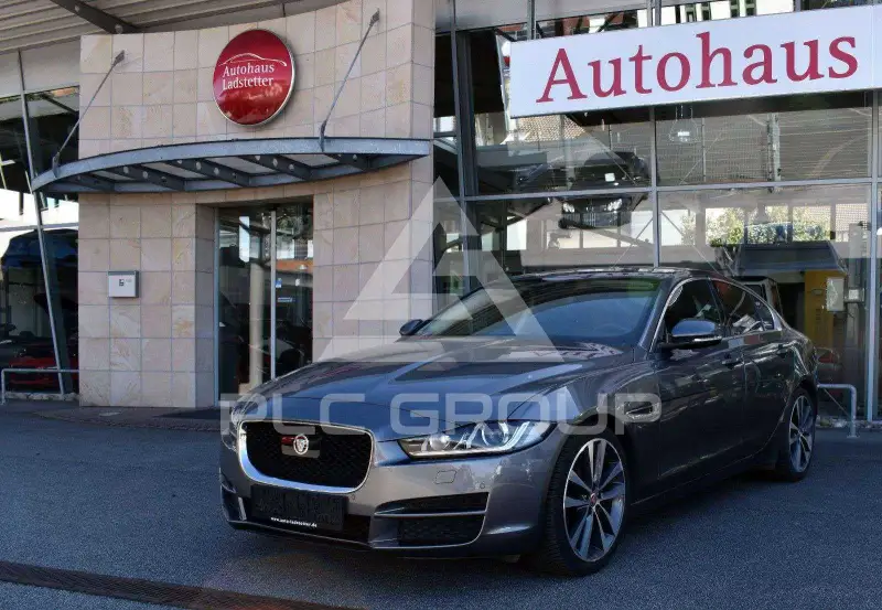 2018 Jaguar XE
