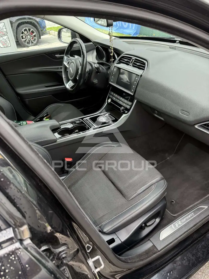 2018 Jaguar XE
