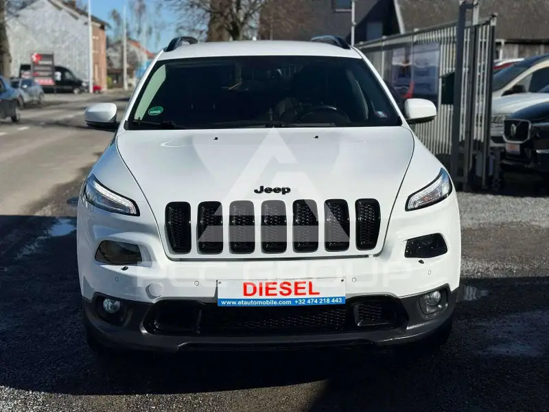 2018 Jeep CHEROKEE