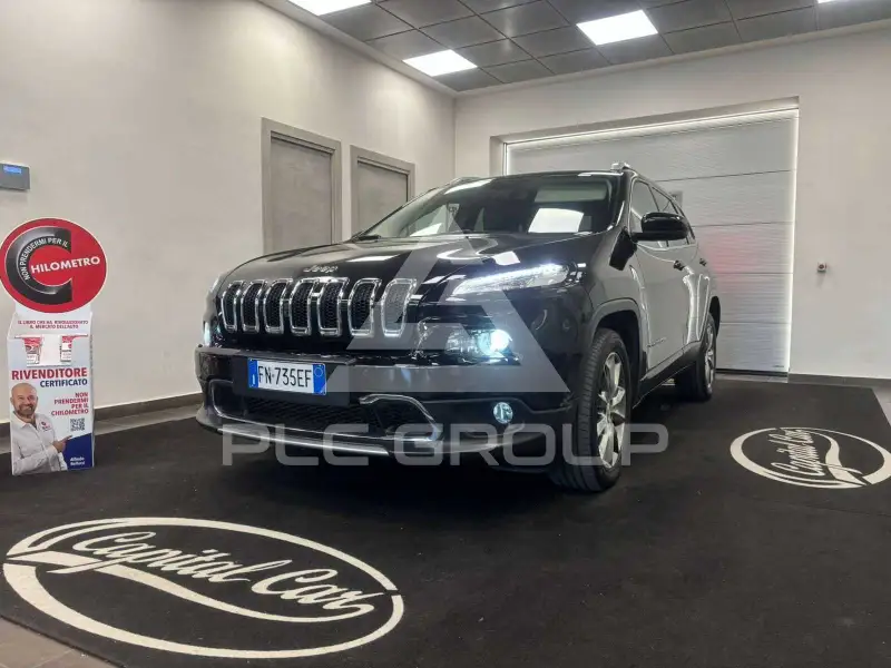 2018 Jeep CHEROKEE