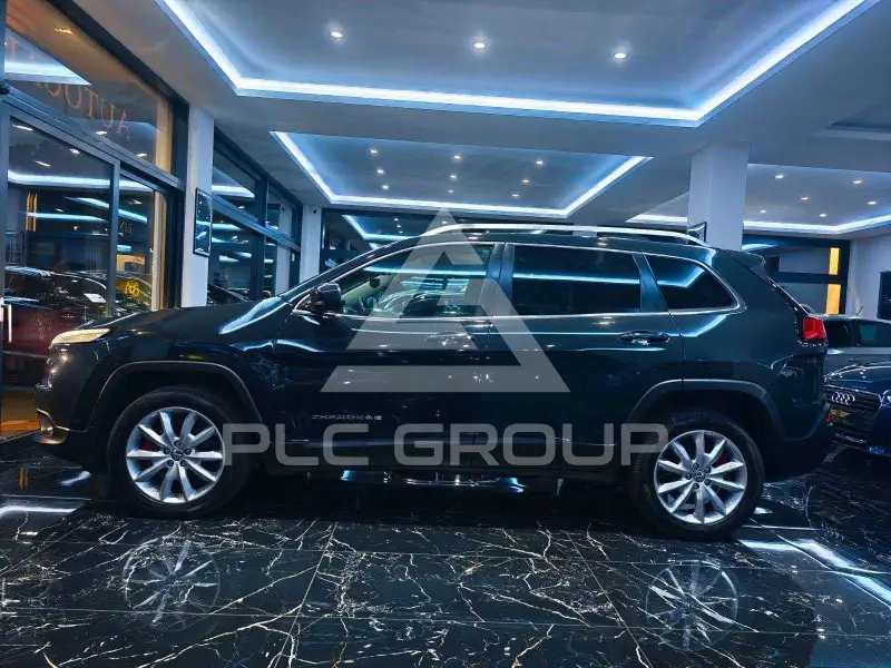 2018 Jeep CHEROKEE