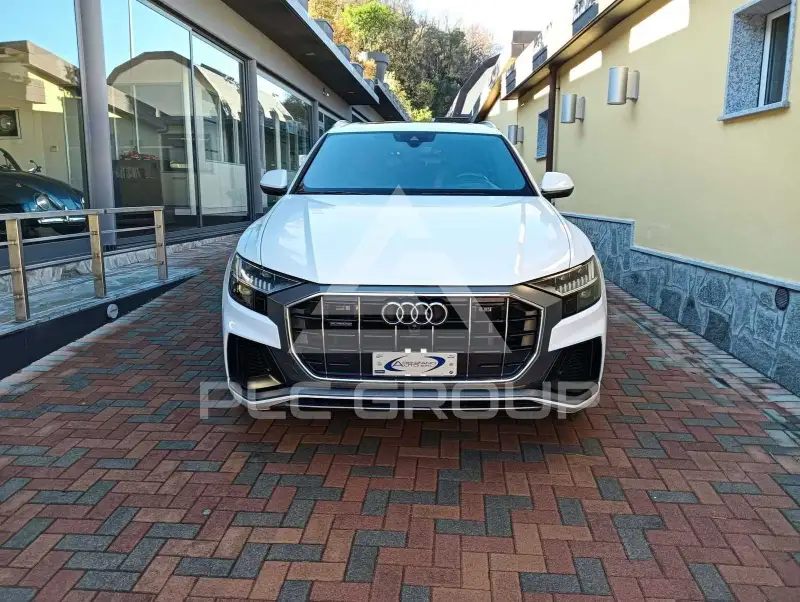 2018 Audi Q8
