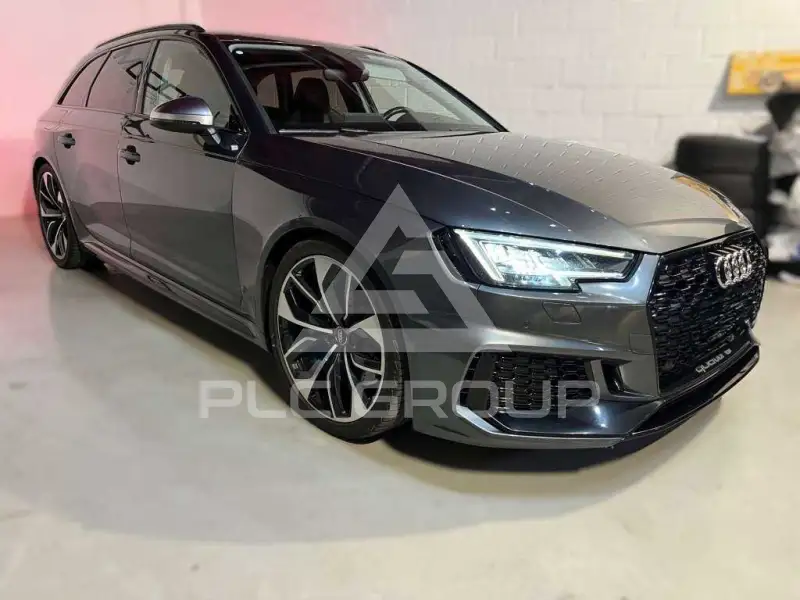 2018 Audi RS4