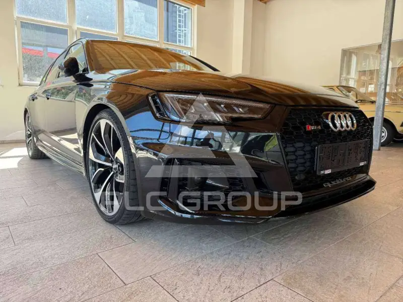 2018 Audi RS4