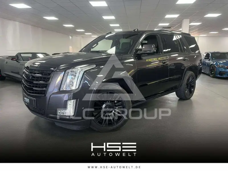 2018 Cadillac ESCALADE