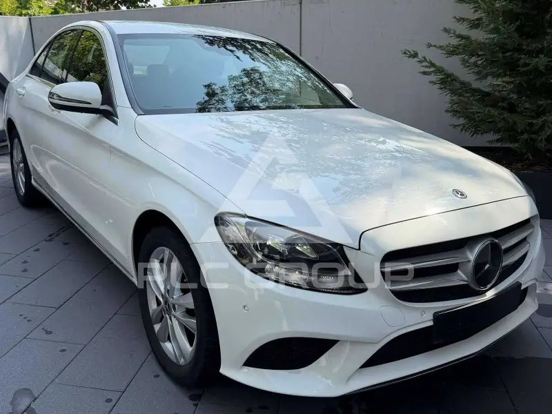 2018 Mercedes Benz C 400