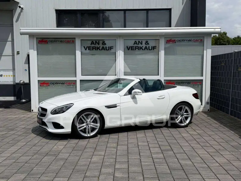 2018 Mercedes Benz SLC 200