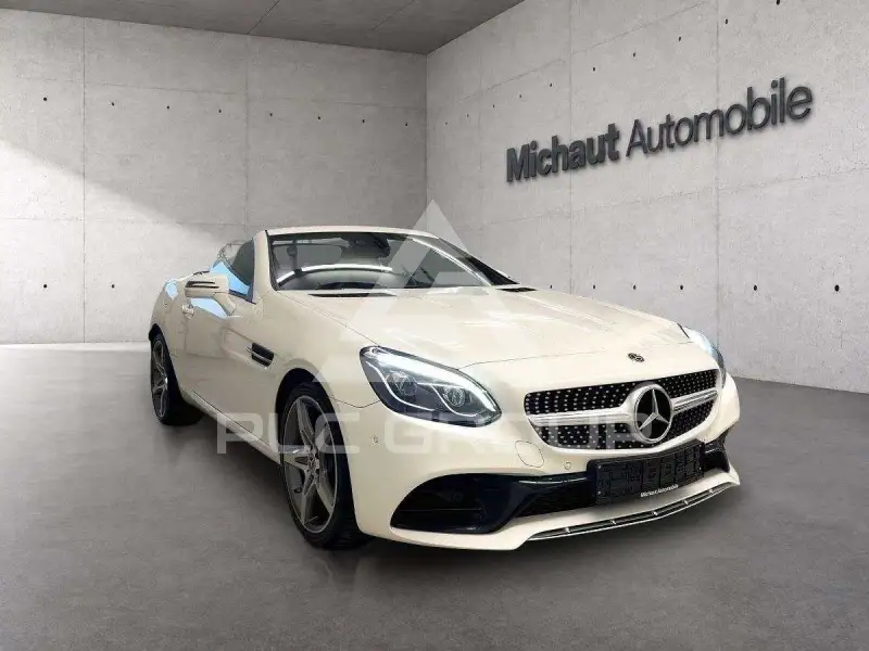 2018 Mercedes Benz SLC 200