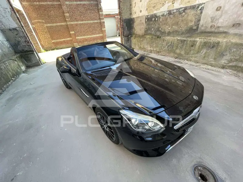 2018 Mercedes Benz SLC 200
