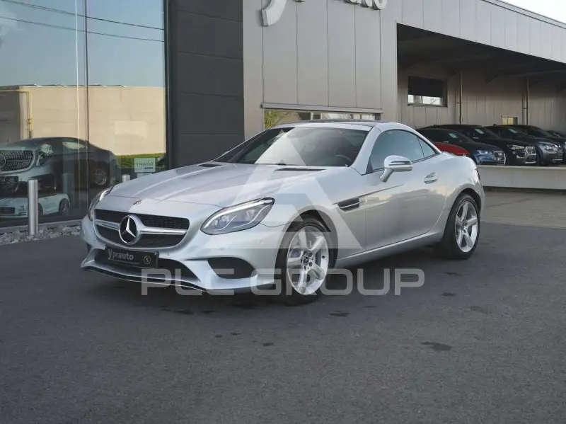 2018 Mercedes Benz SLC 200