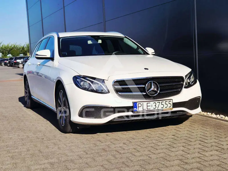 2018 Mercedes Benz E 200