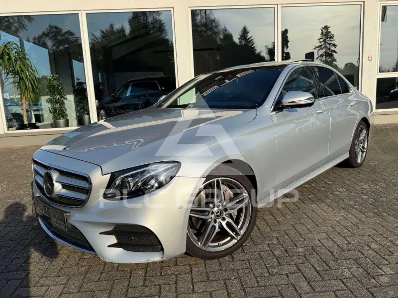 2018 Mercedes Benz E 220