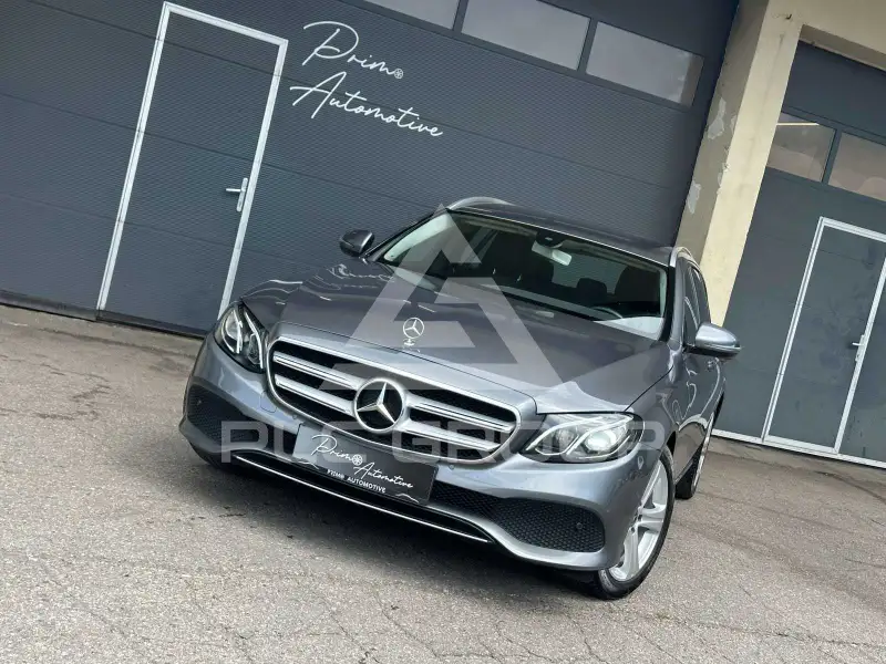 2018 Mercedes Benz E 220