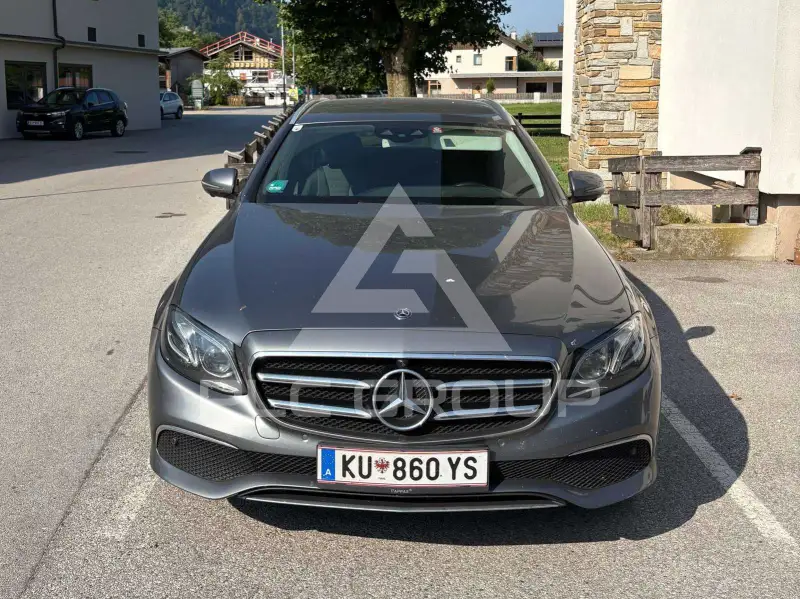 2018 Mercedes Benz E 220
