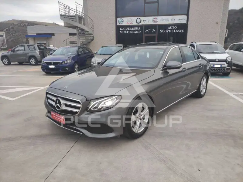 2018 Mercedes Benz E 220