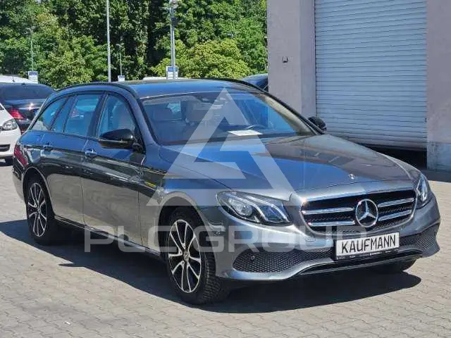2018 Mercedes Benz E 220