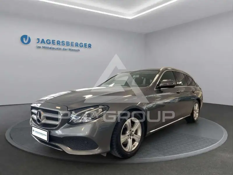 2018 Mercedes Benz E 220