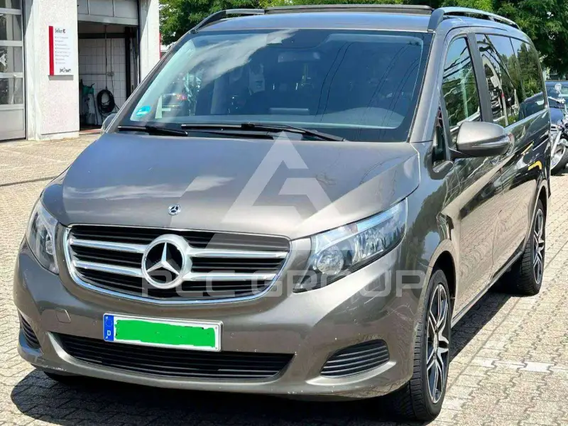 2018 Mercedes Benz V 220