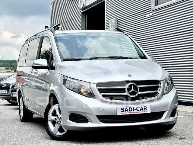 2018 Mercedes Benz V 220