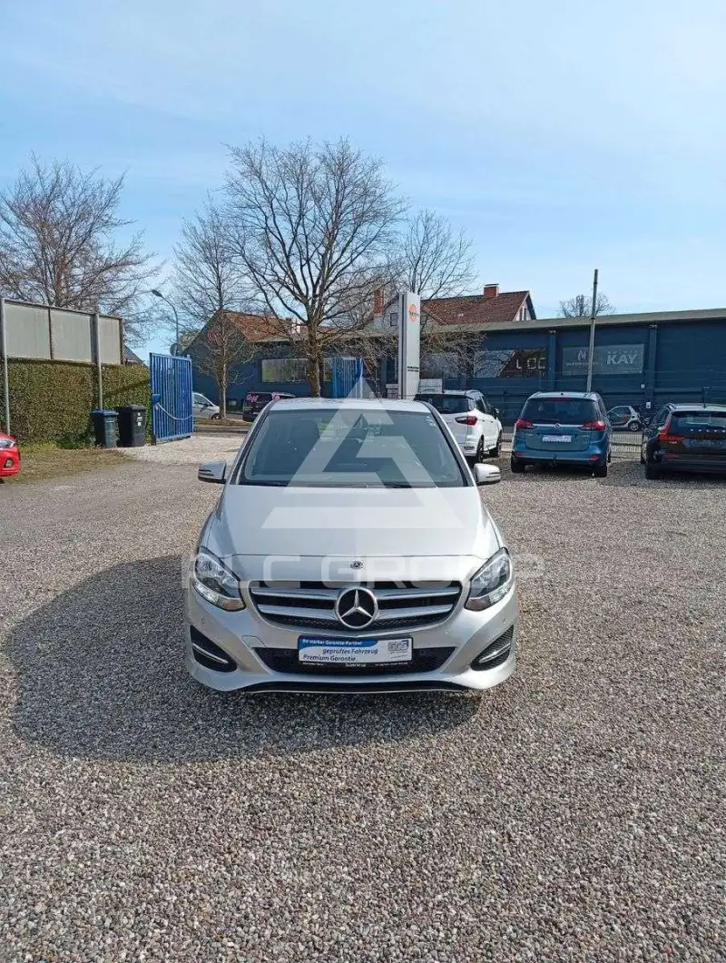2018 Mercedes Benz B 180