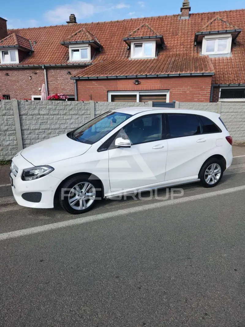 2018 Mercedes Benz B 220