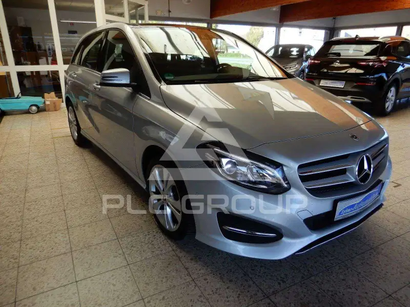 2018 Mercedes Benz B 220