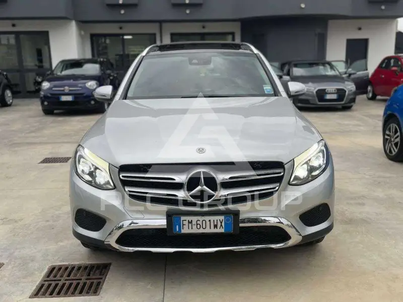 2018 Mercedes Benz GLC 220