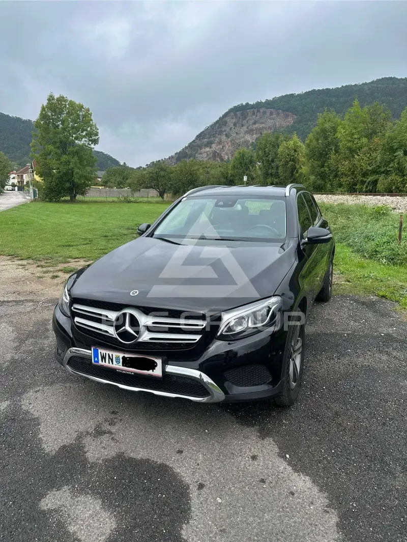2018 Mercedes Benz GLC 220