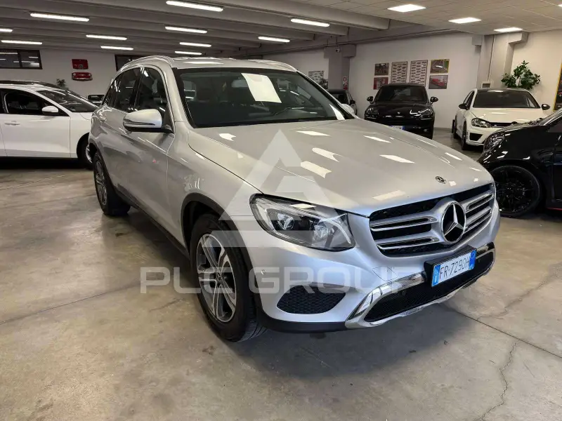 2018 Mercedes Benz GLC 220