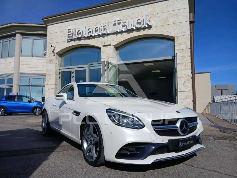 2018 Mercedes Benz SLC 180