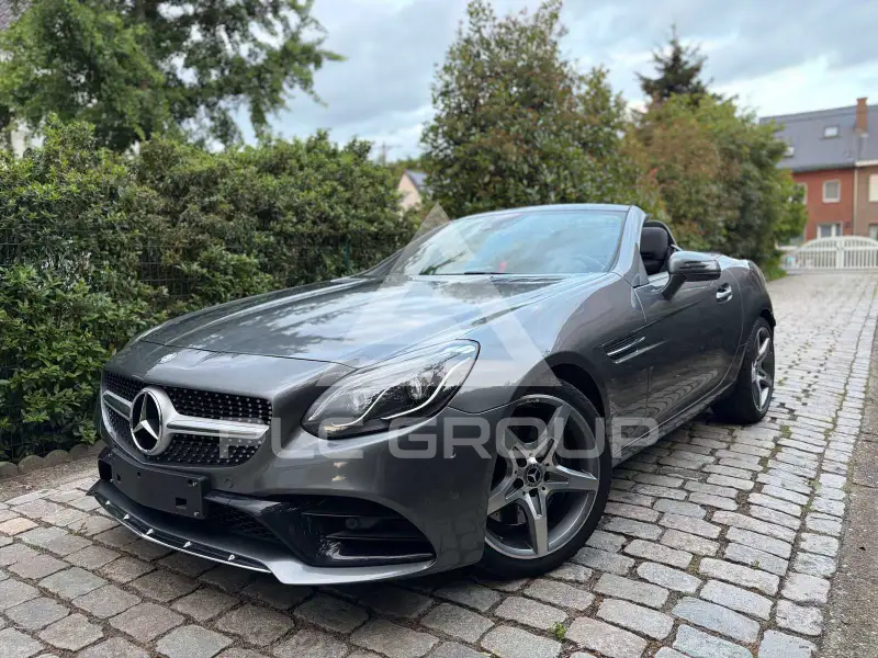 2018 Mercedes Benz SLC 180